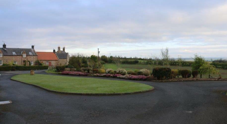 The Old School House Mordington Bed and Breakfast Exterior foto